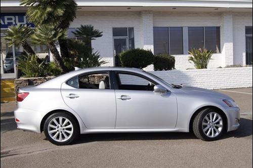 Lexus IS 250 2010 photo 3