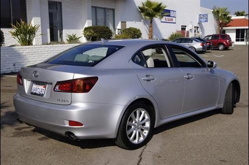 Lexus IS 250 2010 photo 4