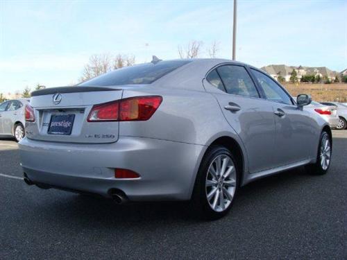 Lexus IS 250 2010 photo 3