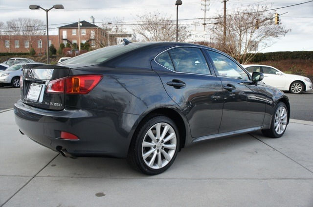 Lexus IS 250 2010 photo 4