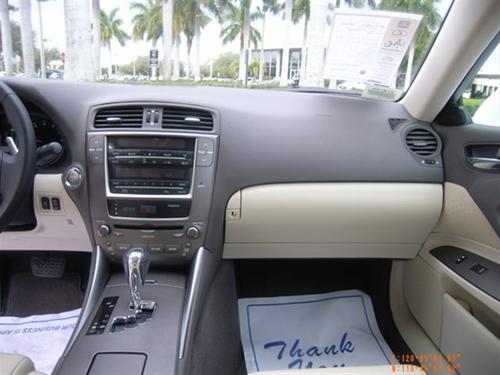 Lexus IS 250 2010 photo 5