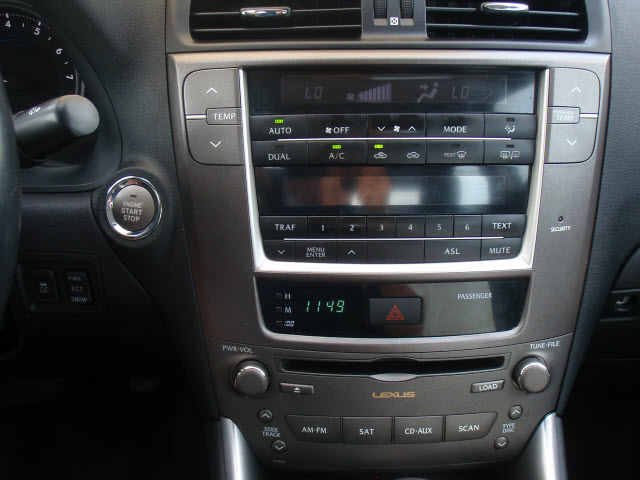 Lexus IS 250 2010 photo 1