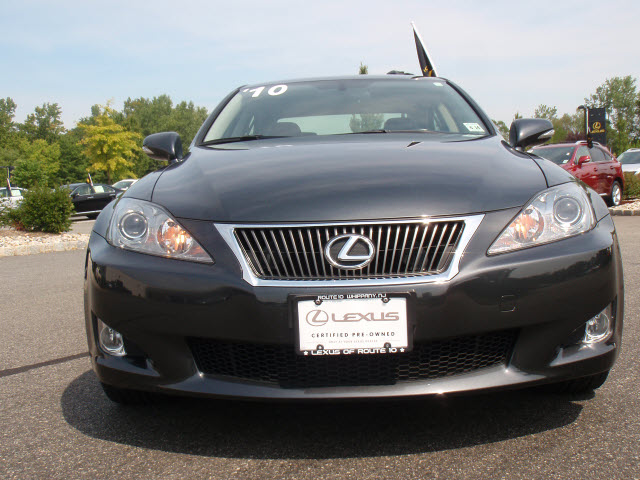 Lexus IS 250 2010 photo 3