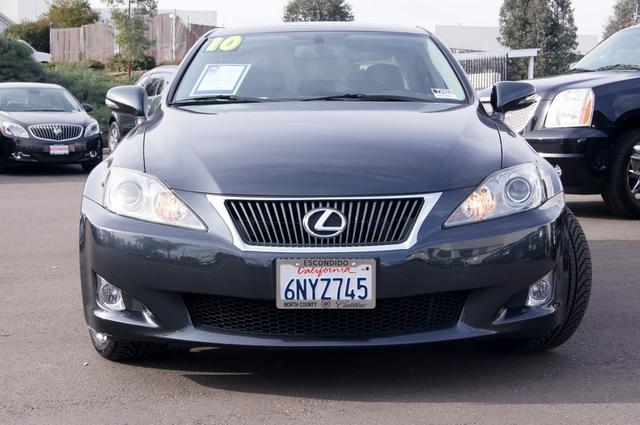 Lexus IS 250 2010 photo 1