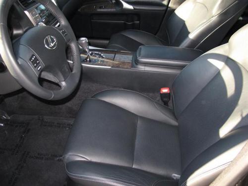 Lexus IS 250 2010 photo 2