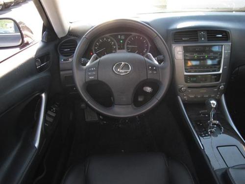 Lexus IS 250 2010 photo 3