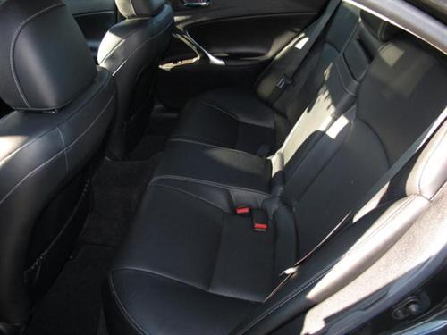 Lexus IS 250 2010 photo 4