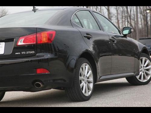 Lexus IS 250 2010 photo 1