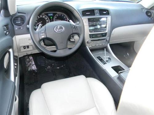 Lexus IS 250 2010 photo 1