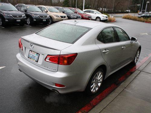 Lexus IS 250 2010 photo 4