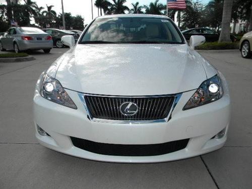 Lexus IS 250 2010 photo 1