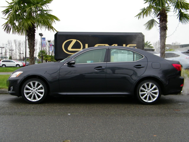 Lexus IS 250 2010 photo 1