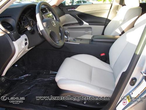 Lexus IS 250 2010 photo 3
