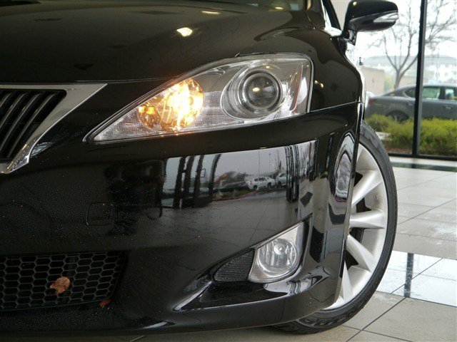 Lexus IS 250 2010 photo 1