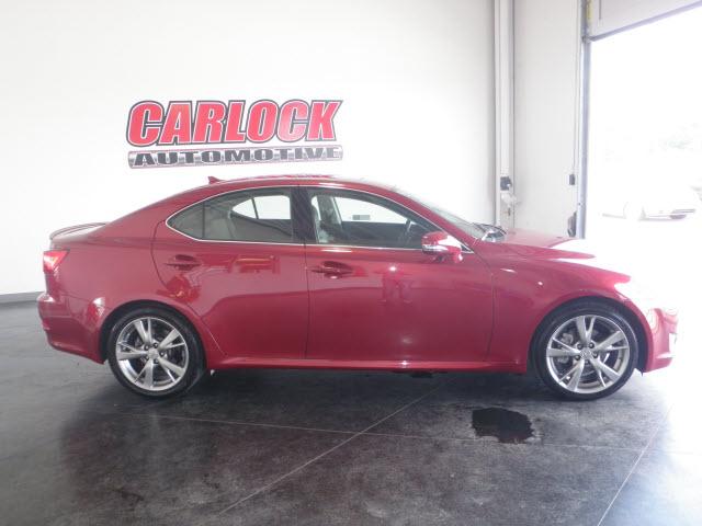 Lexus IS 250 2010 photo 1