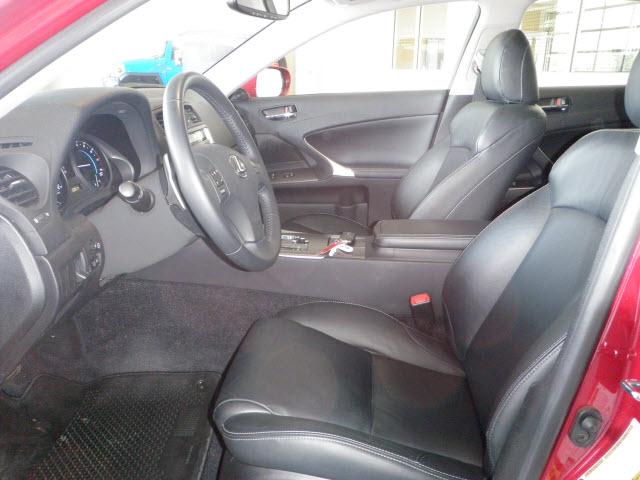 Lexus IS 250 2010 photo 5