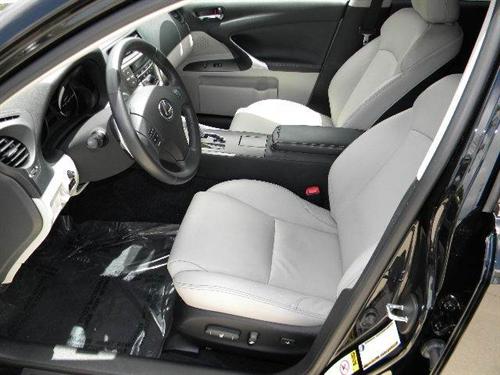 Lexus IS 250 2010 photo 5