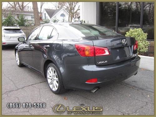 Lexus IS 250 2010 photo 4