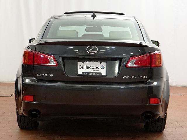 Lexus IS 250 2010 photo 4