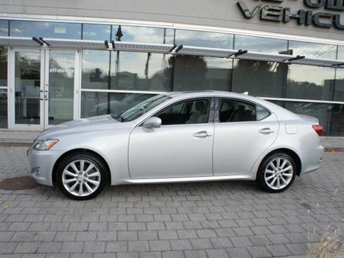 Lexus IS 250 2010 photo 1