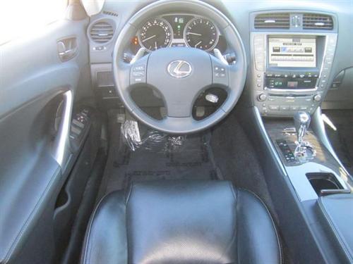Lexus IS 250 2010 photo 1
