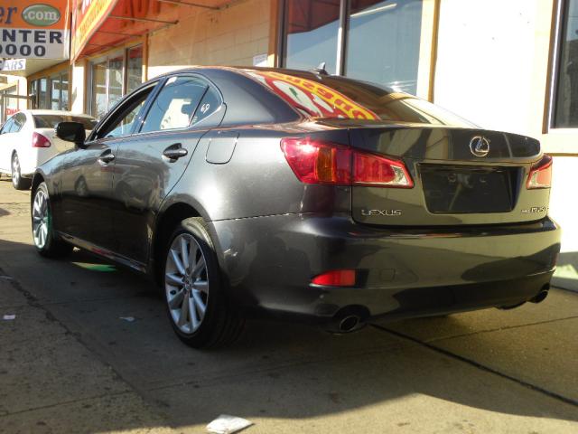 Lexus IS 250 2010 photo 5