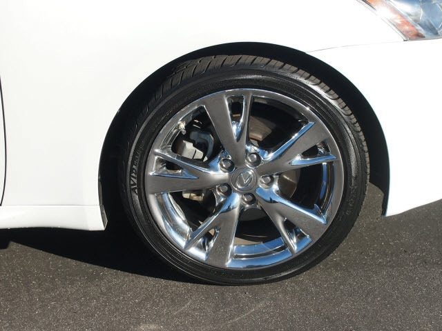 Lexus IS 250 2010 photo 2