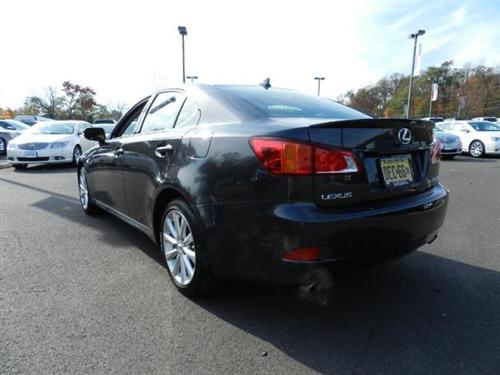 Lexus IS 250 2010 photo 2