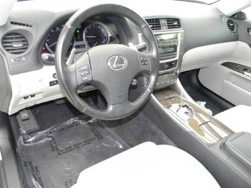 Lexus IS 250 2010 photo 3