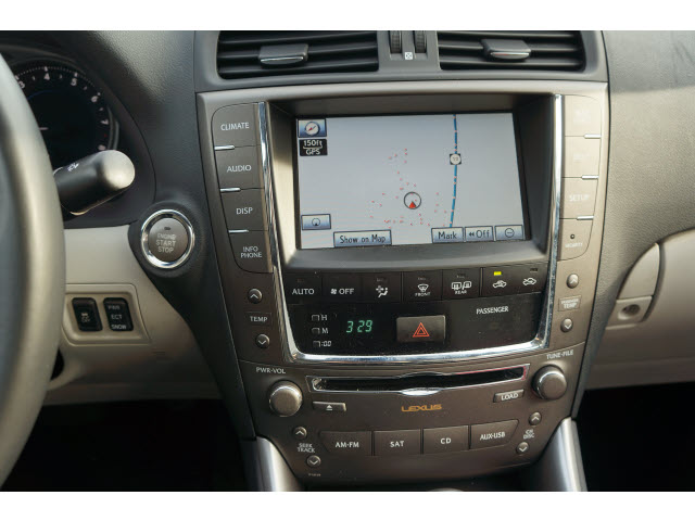 Lexus IS 250 2010 photo 2