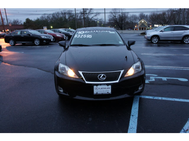 Lexus IS 250 2010 photo 1