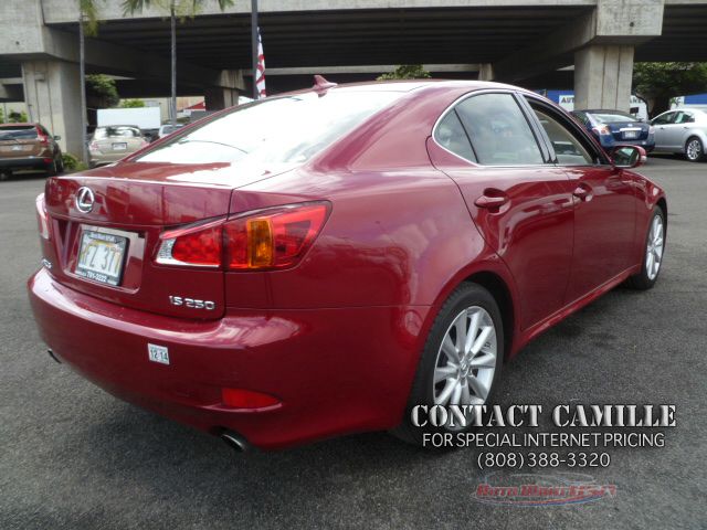 Lexus IS 250 2010 photo 3