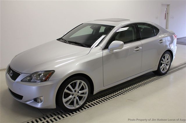 Lexus IS 250 2010 photo 1