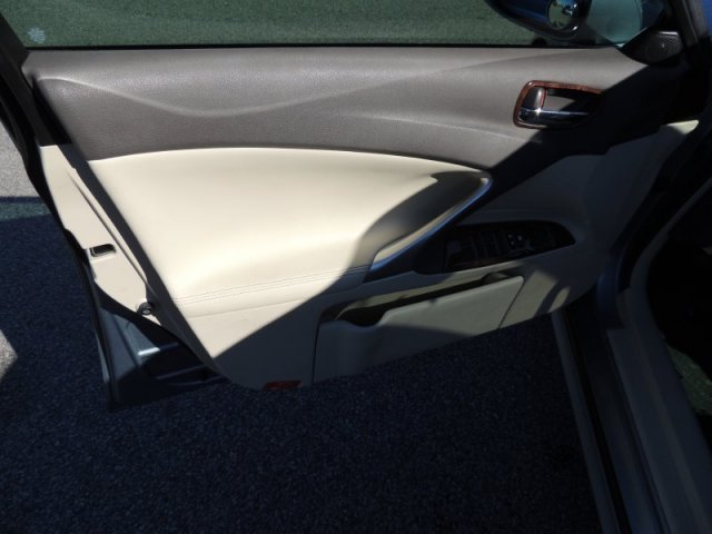 Lexus IS 250 2010 photo 5