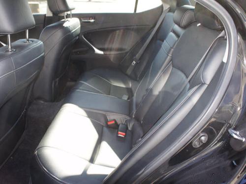 Lexus IS 250 2010 photo 4