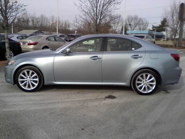 Lexus IS 250 2010 photo 1
