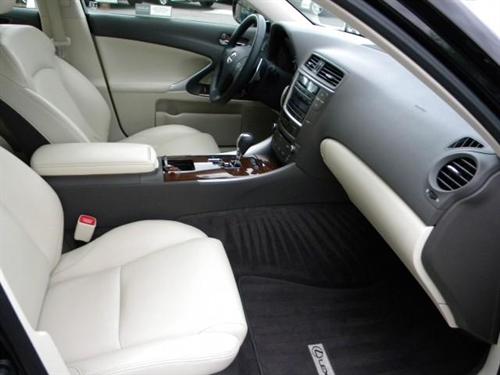 Lexus IS 250 2010 photo 4