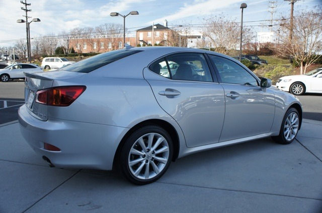 Lexus IS 250 2010 photo 3