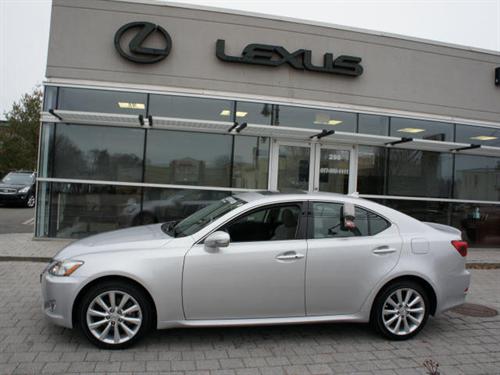 Lexus IS 250 2010 photo 2