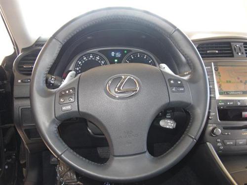 Lexus IS 250 2010 photo 2