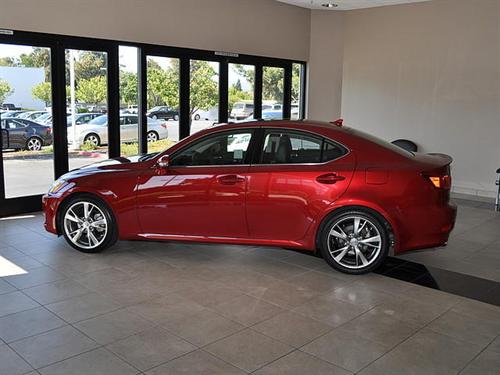 Lexus IS 250 2010 photo 1