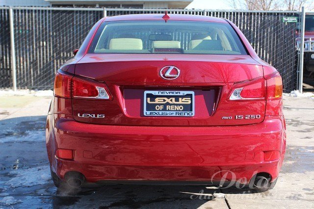 Lexus IS 250 2010 photo 4