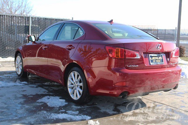 Lexus IS 250 2010 photo 3