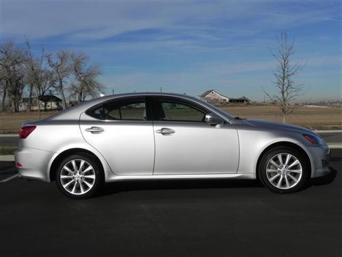 Lexus IS 250 2010 photo 2