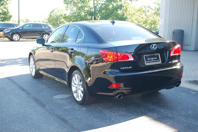Lexus IS 250 2010 photo 1