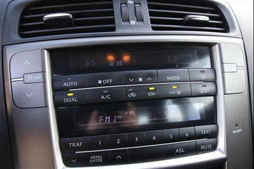 Lexus IS 250 2010 photo 1