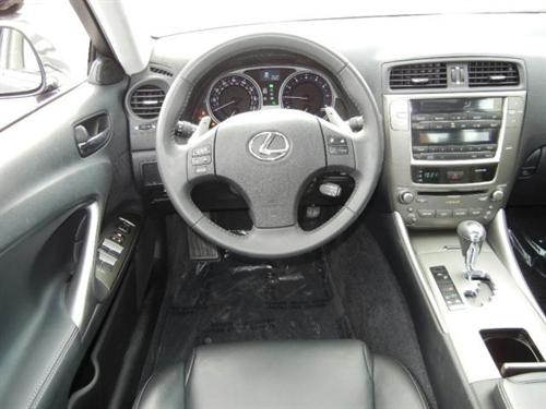 Lexus IS 250 2010 photo 3