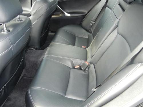Lexus IS 250 2010 photo 4