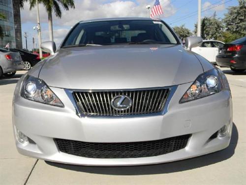 Lexus IS 250 2010 photo 1