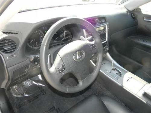 Lexus IS 250 2010 photo 4